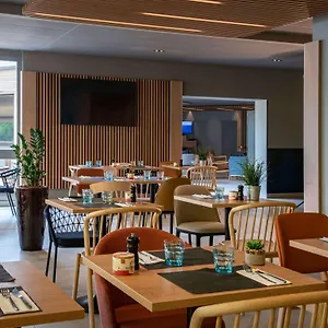 Отель Novotel Antibes Sophia Antipolis, Вальбон